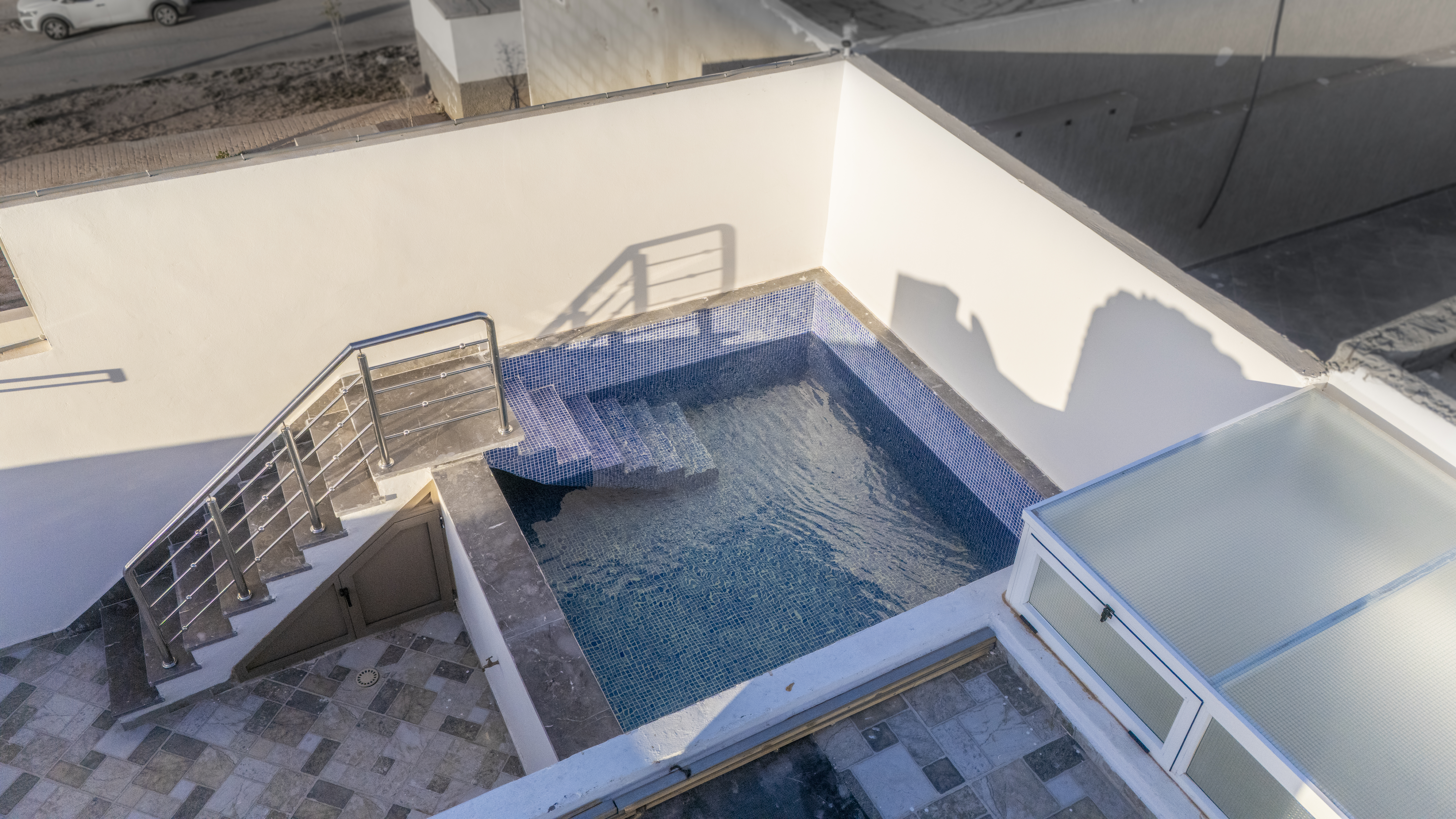 Rooftop Plunge Pool